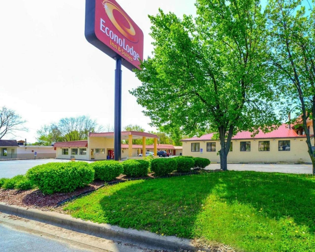 Econo Lodge Inn & Suites 카번데일 외부 사진
